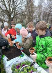 ea48e4f0-9df2-4ad2-8b9a-39228e2ffc6a